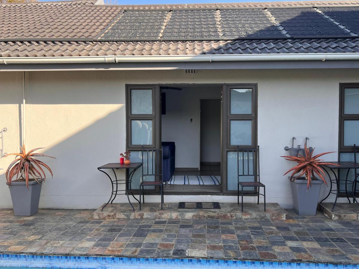 2 Op Terblanche Guesthouse Boksburg Exterior photo