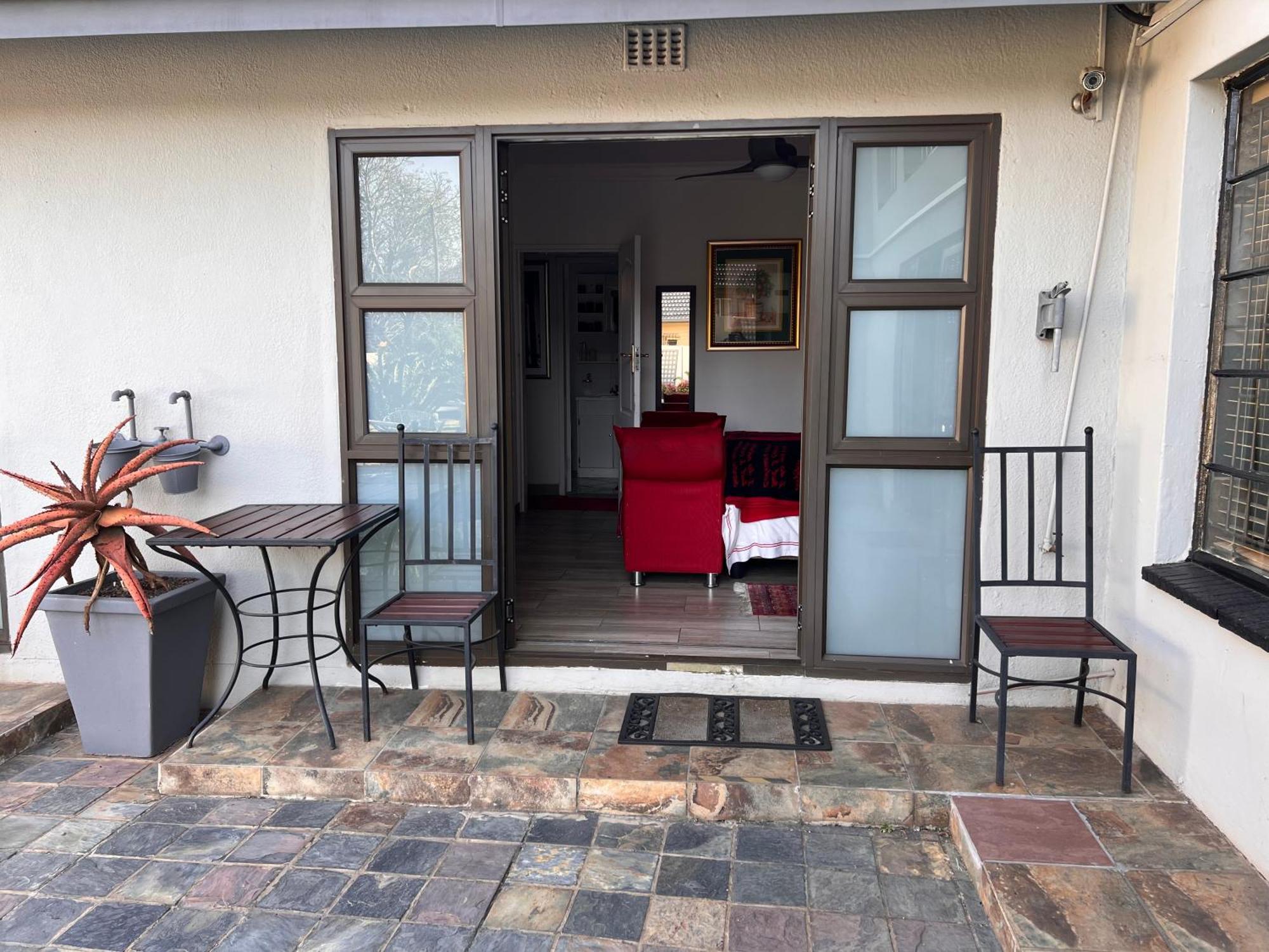 2 Op Terblanche Guesthouse Boksburg Exterior photo